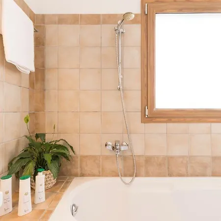 빌라 Three Stones By Rodostamo Collection 카시오피